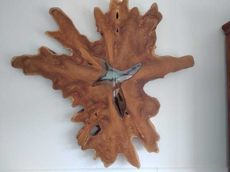 Florão em madeira TECA, serve para fazer uma mesa ou  apenas decoração