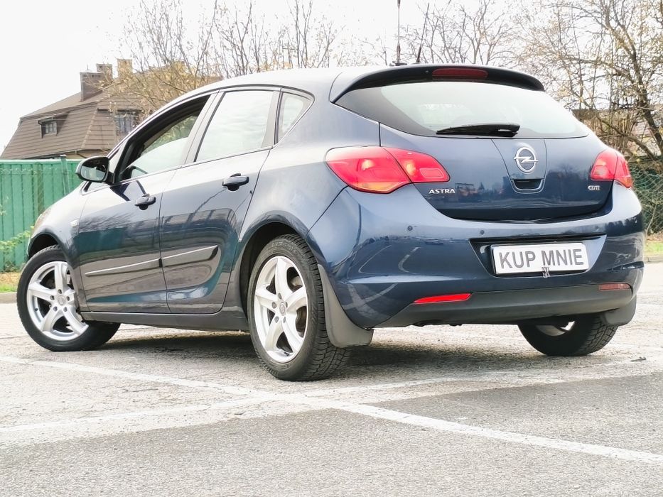 Opel astra 1.7D // 2011 // Super Stan // Klima // Raty // Zamiana //
