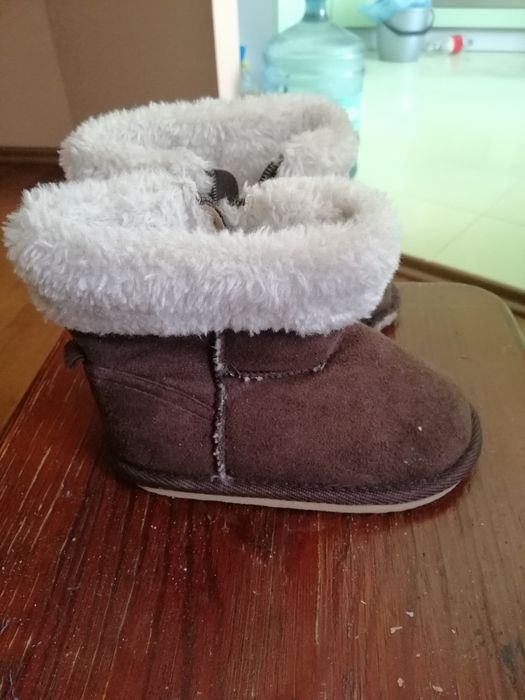 Тапочки, бурки, чуни детские