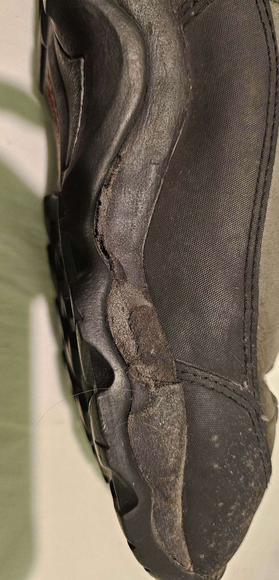 Buty Salomon rozmiar 46.1/3 wkładka 30cm używane wymagają naprawy