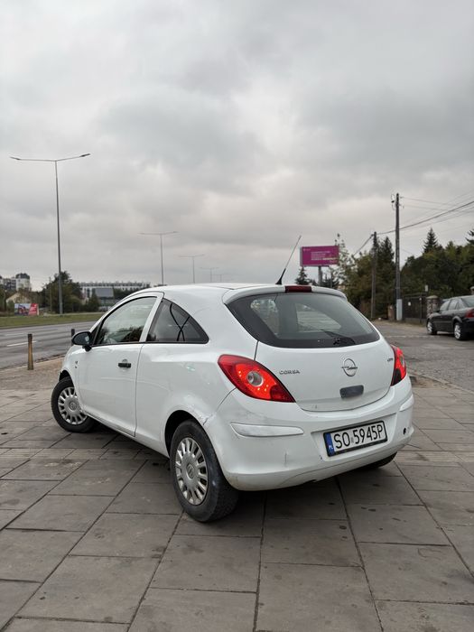 Na sprzedaż Opel Corsa 1.3D /długie opłaty/nowe zaweszenie/zamiana