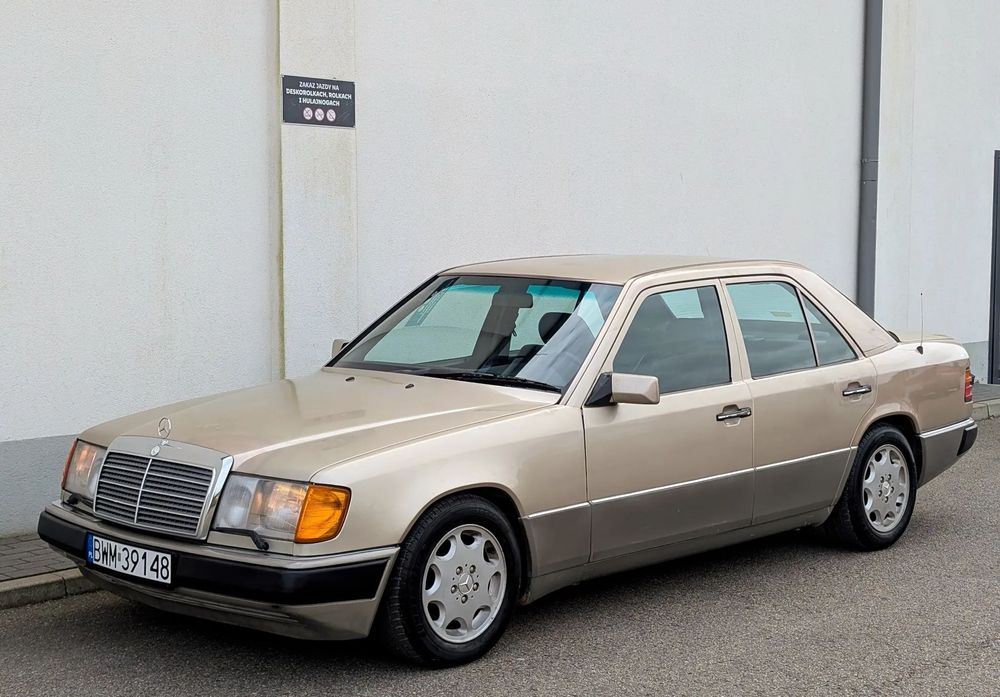Mercedes-Benz 280 W124 280E Salon Polska Gaz Sekwencja Skóry Klimatyzacja Zdrowy