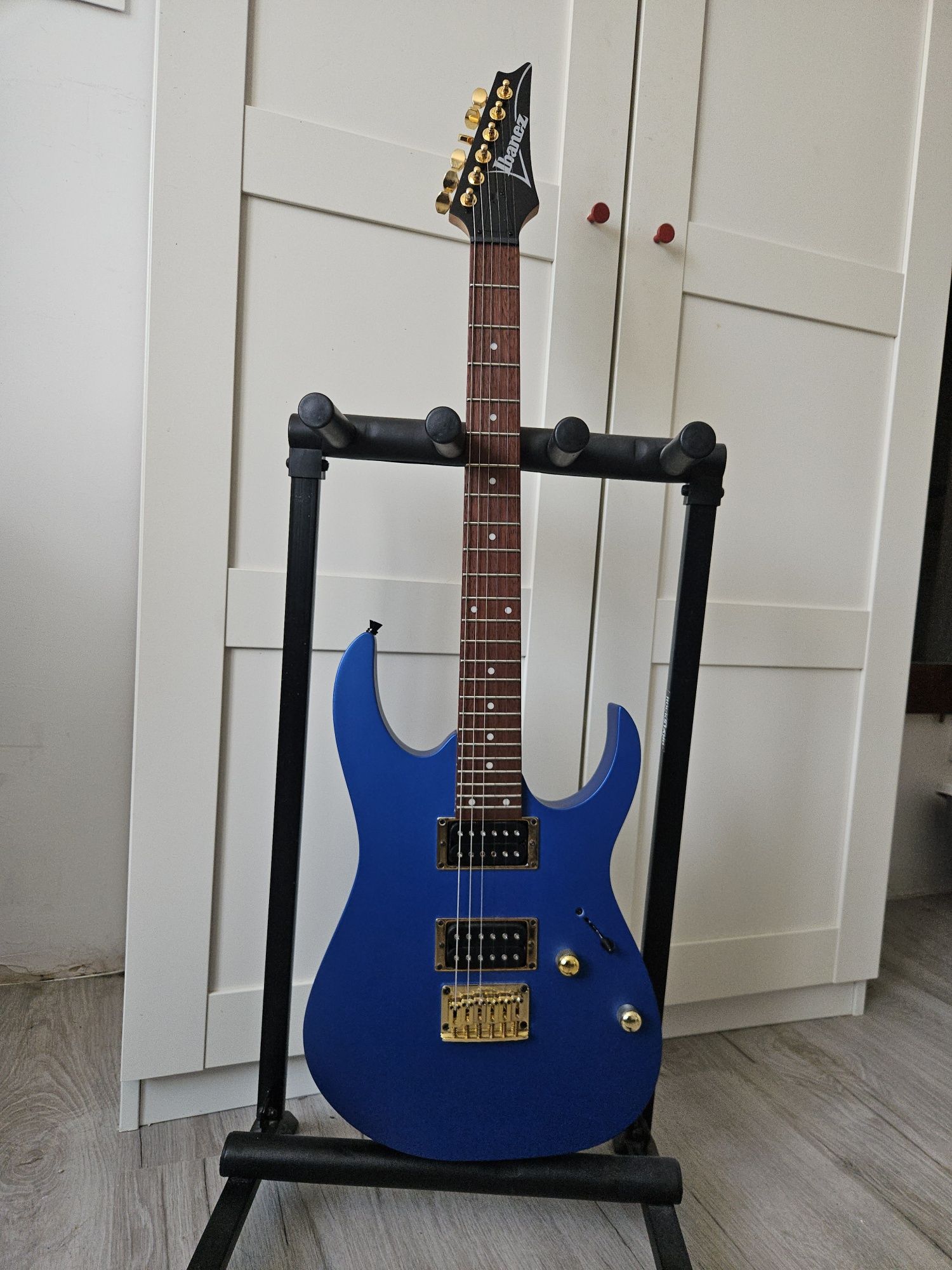 Gitara elektryczna Ibanez RG421 LASER BLUE MATTE