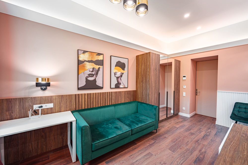 Центр! Басейна 3. Без комісійних від господаря 2к перша здача!