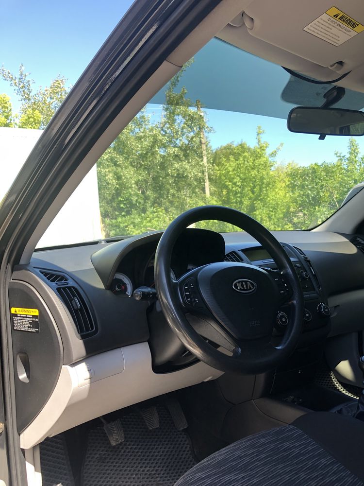 Продам KІА СЕЕD 1.6 CRDI