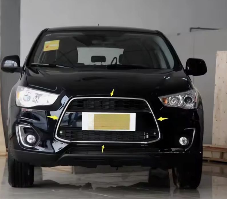 Friso frontal Mitsubishi ASX