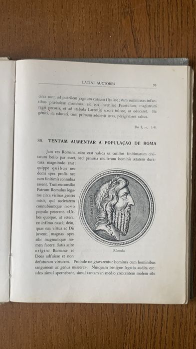 Latini Auctores 1958