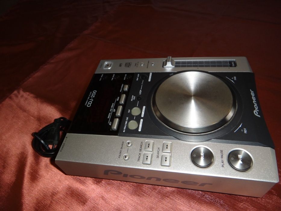 Продам Вертушки Pioneer CDJ-200 пара, не использовались, как новые