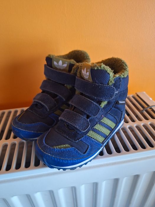 Buciki adidas zimowe chłopięce 23 rozmiar