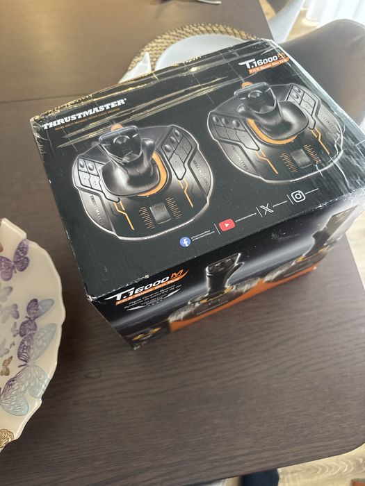 Thrustmaster T.1600M