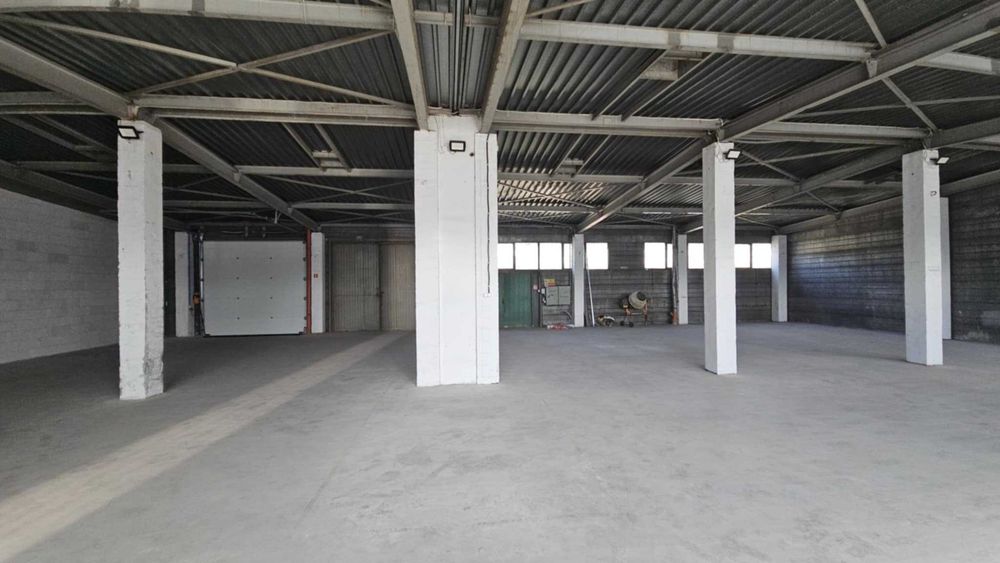Magazyn 450m2, duże bramy wjazdowe, plac