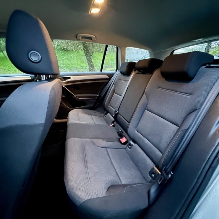 2015 VW Golf 1.6 TDi DSG Desde 129€ mês