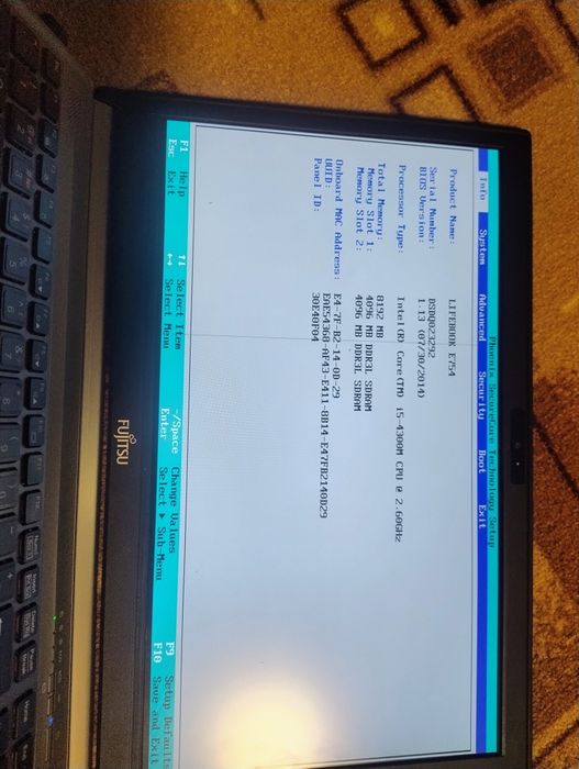 Ноутбук fujitsu e754 під відновлення
