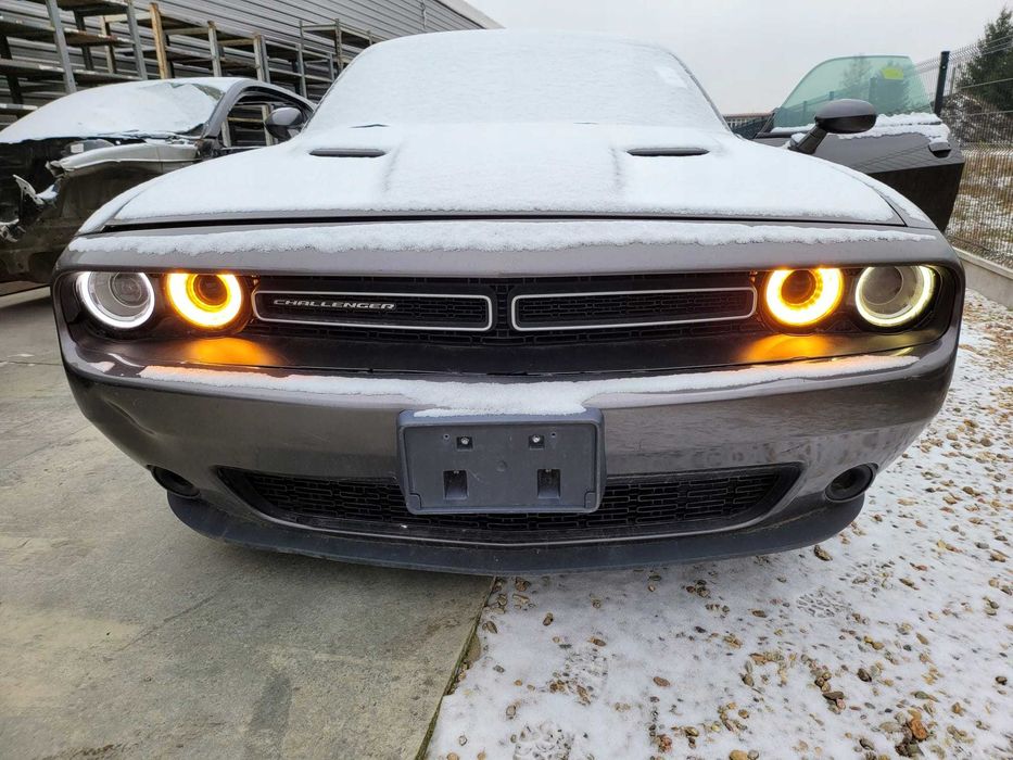 Dodge Challenger капот разбор додж челенджер запчасть деталь чарджер