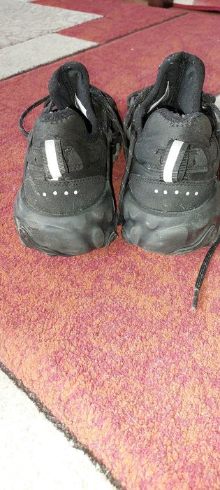 Чоловічі кросівки nike весна 43