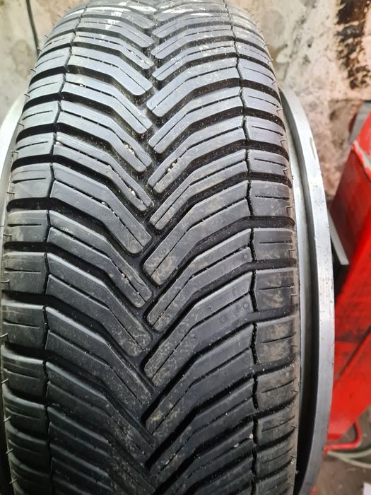 215 /70/16 Michelin CROSSCLIMATE SUV 22rok opona pojedyncza