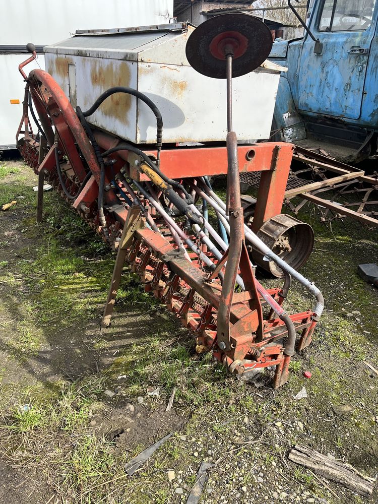 Продам сівалку вакумну