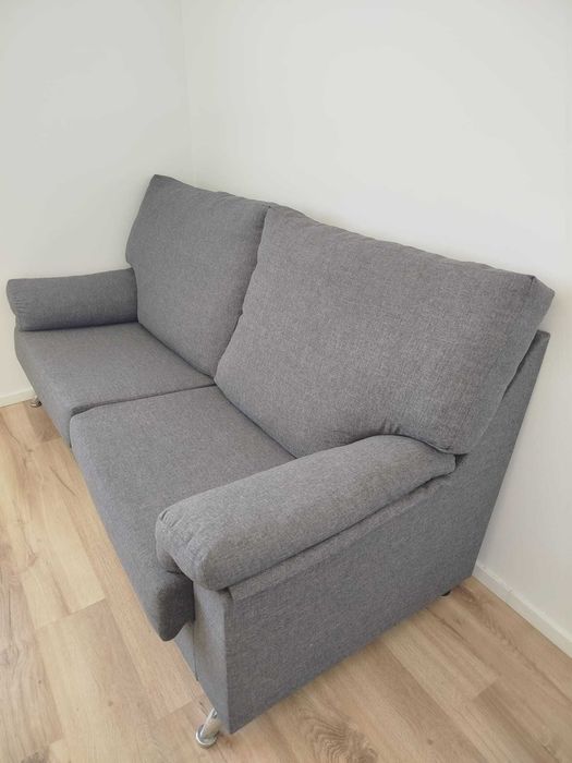 Sofá de 3 lugares cinzento - como novo