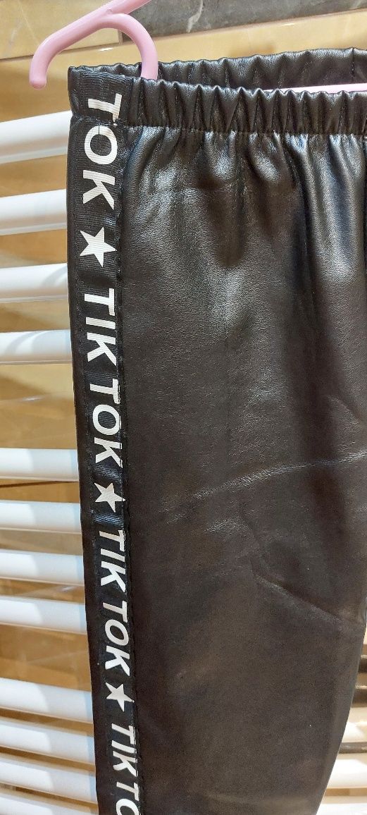 Nowe legginsy ze skajki tik tok 12