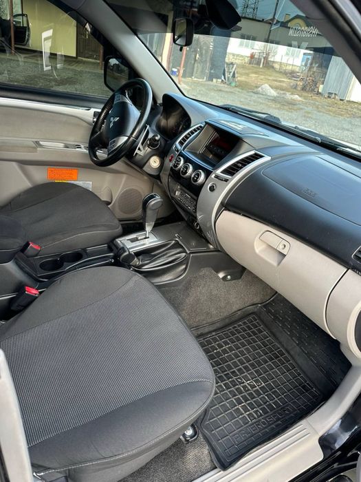 Mitsubishi Pajero Sport