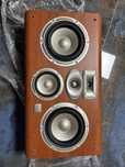 Glosnik centralny JBl studio LC2