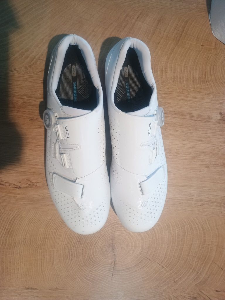 Buty rowerowe szosowe SHIMANO SH-RC500