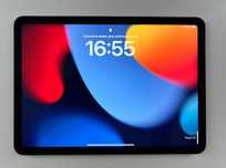 iPad Air 5 64 GB, M1, Wi-Fi, Space Gray + Клавіатура Smart Folio
