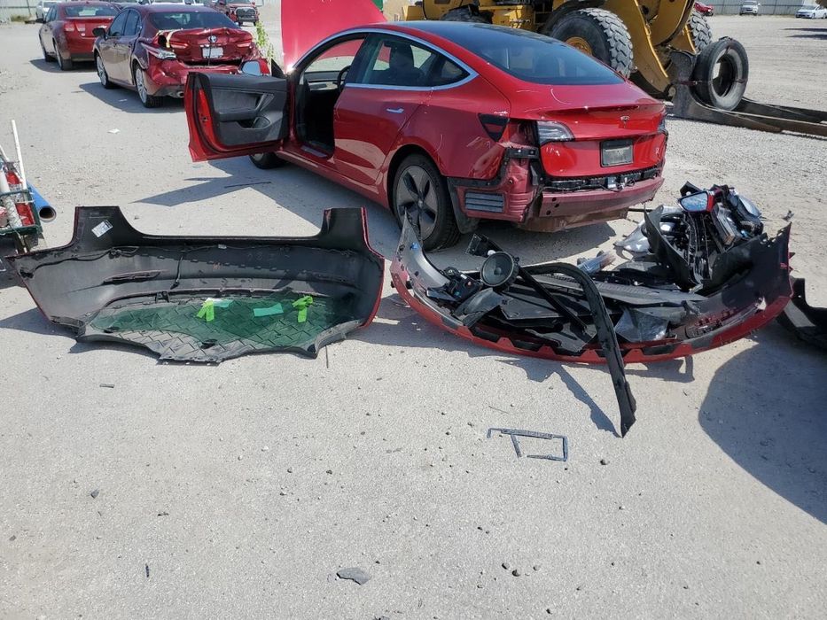 Tesla  Model 3 SR+ RWD, 2019