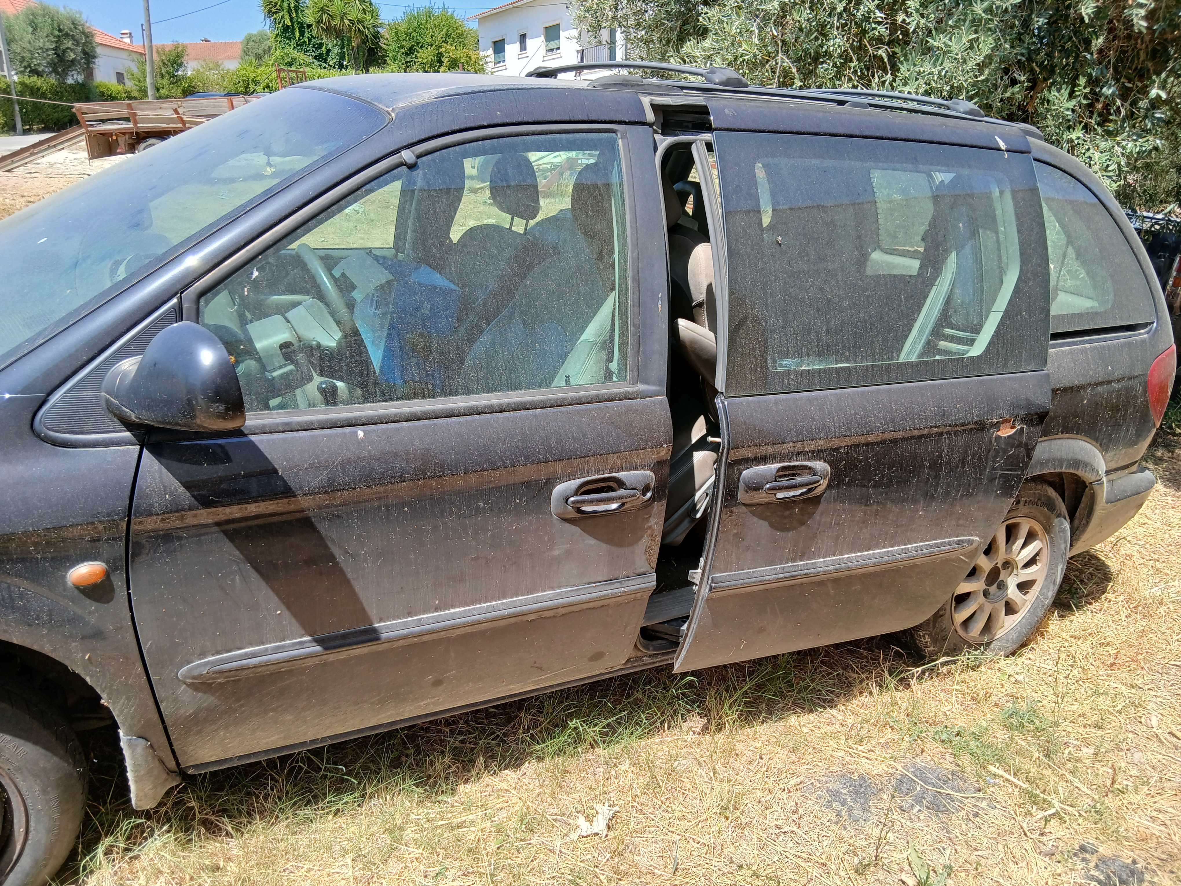 Peças  Chrysler  Voyager LxCRD e Mazda 6