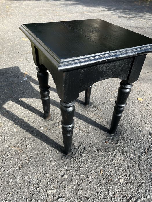 Табуретка з дерева бук