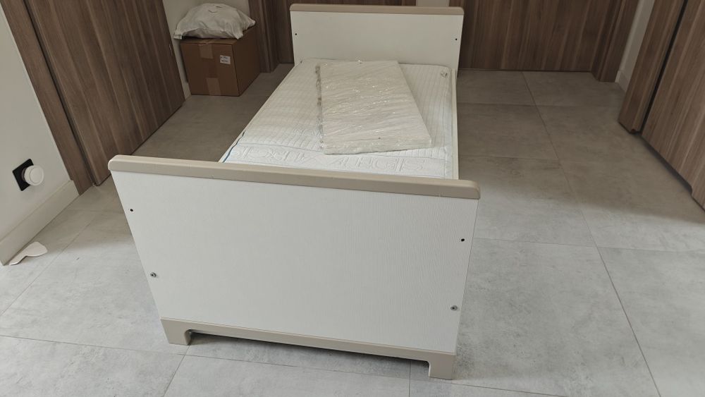 Łóżeczko dziecięce 140x70 Pinio