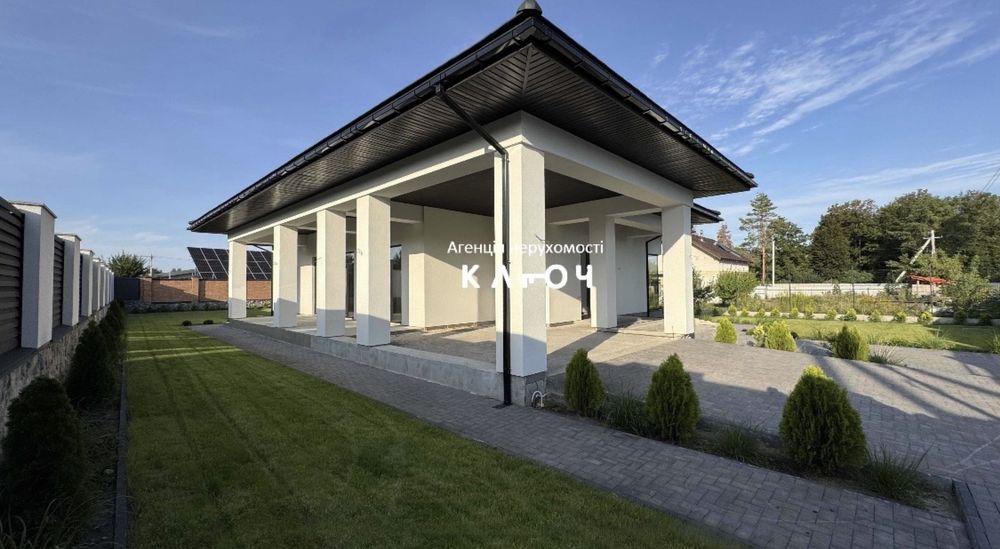 Продаж якісного, сучасного та стильного будинку