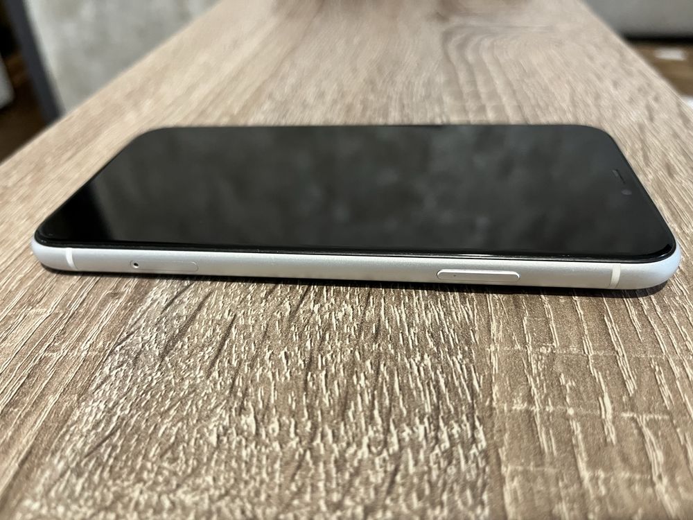 Айфон, apple IPhone xr 64