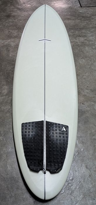 Prancha de surf Mid Length CJ Nelson Thunderbolt Outlier X t 6'6"