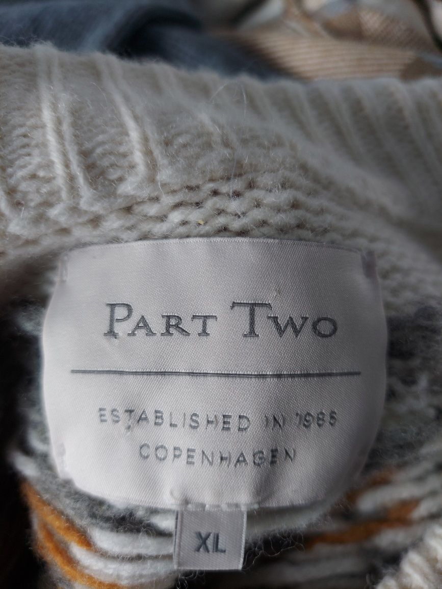 Sweter XL Part Two