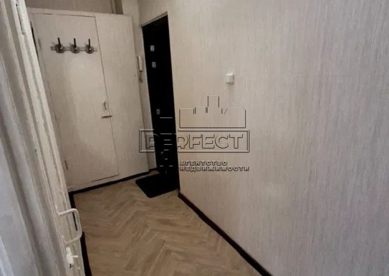 Продаж 1к квартири Гната Юри 3 / Гната Юры 3