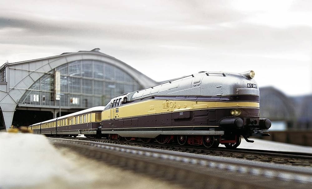 Lima H0 1:87 Henschell Wegmann unikat