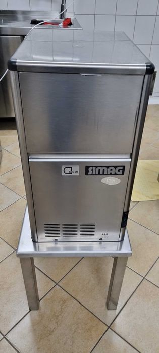 Sprzedam Kostkarkę do lodu