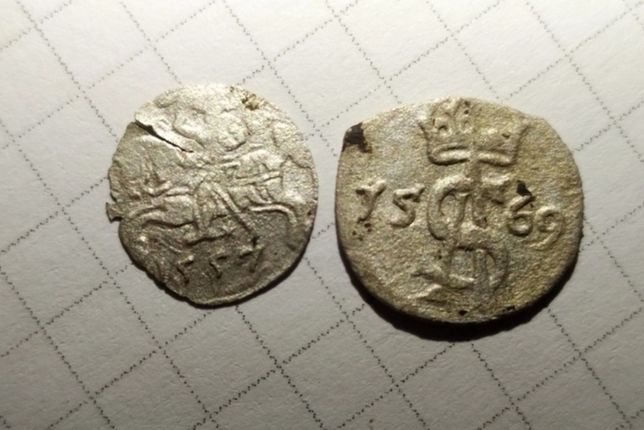 Дві срібні монети,денар 1557,двудинарій 1569