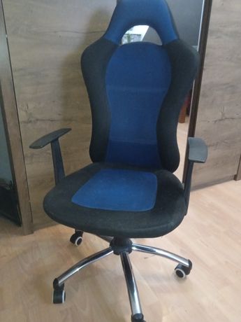 Krzesło komputerowe