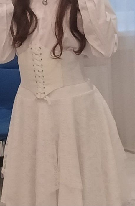 Довга біла готична спідниця | розмір S