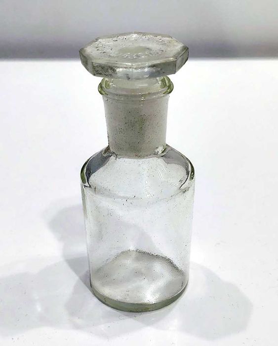 Butelka szkło laboratoryjne - idealne do wnętrza loftowego 50ml