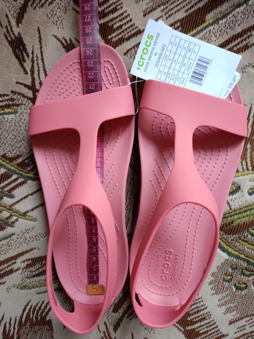 Сандалі women's Crocs Serena Sandal розмір W8
