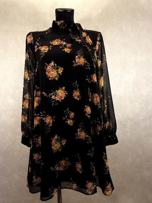 Sukienka mini zara luźna oversize S M 36 38 kwiaty prosta elegancka