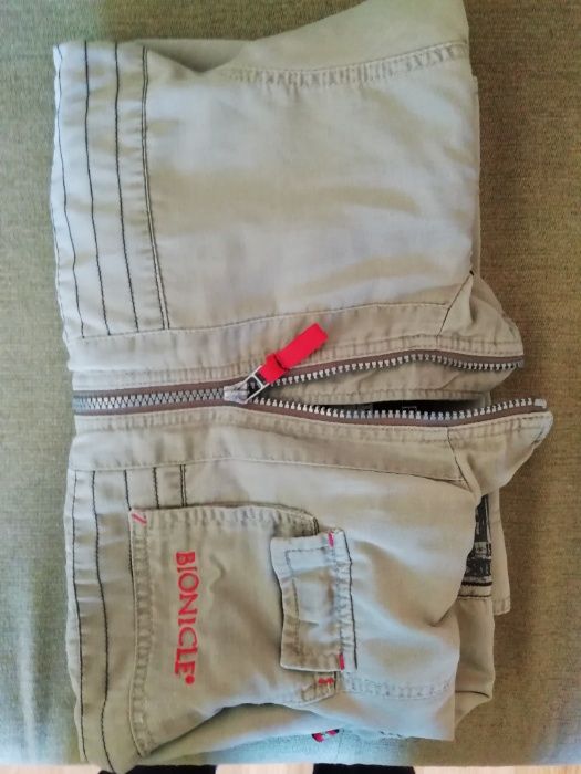 Casaco corta vento marca Lego - 5 anos