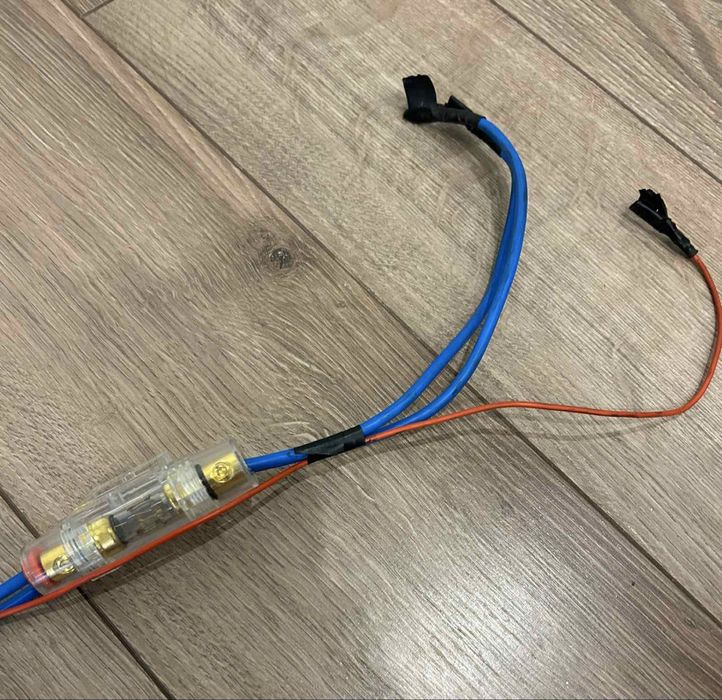 Продам чотирьохканальний підсилювач Blaupunkt GTA-450