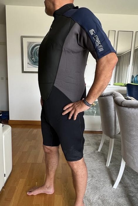 Fato de surf tamanho L