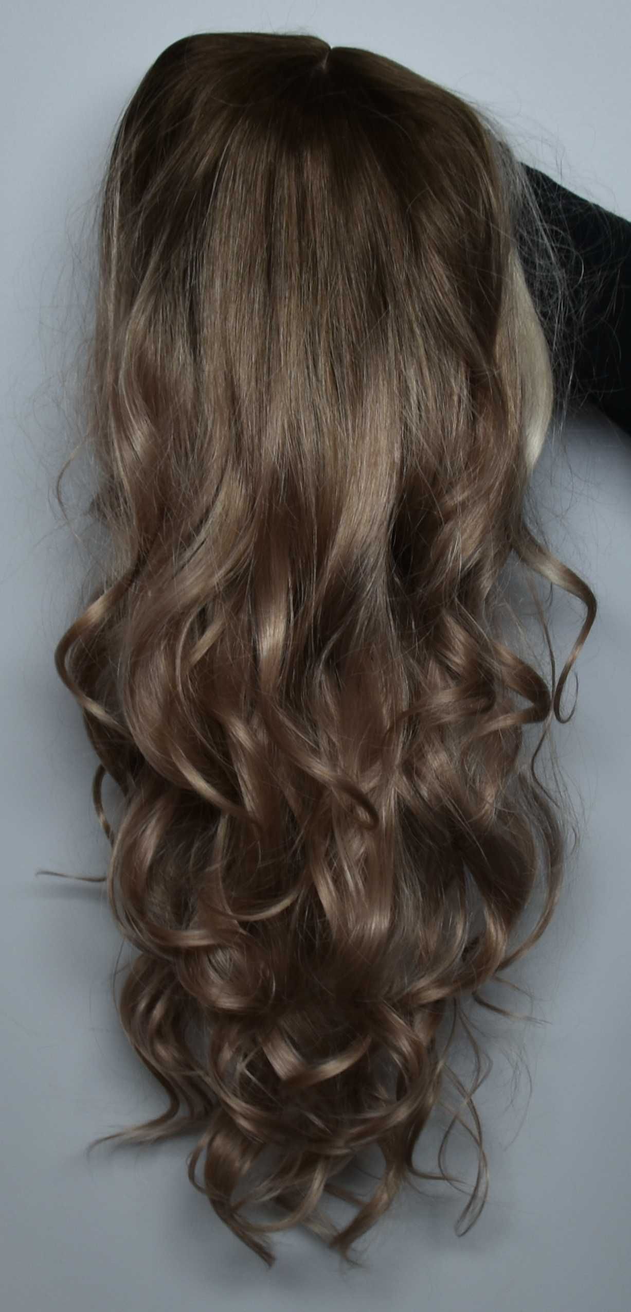 Nowa peruka premium - bardzo długie naturalne włosy