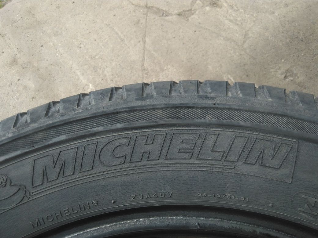 Michelin 235 60 r18 4 шт комплект