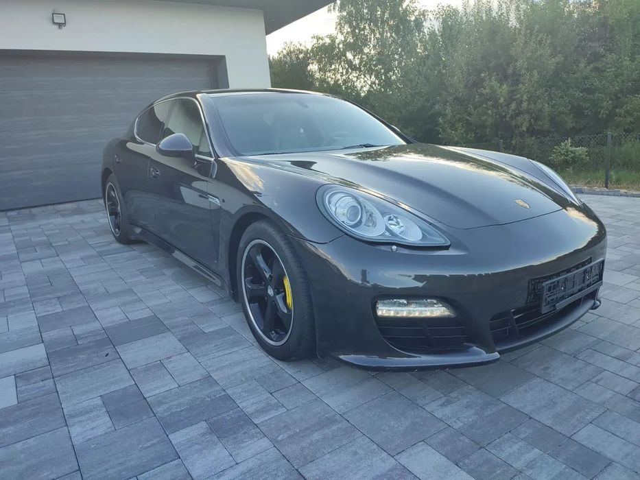 Porsche Panamera Lift, 4S, 400 PS,